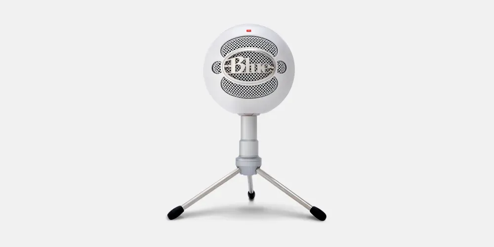 A Blue snowball microphone