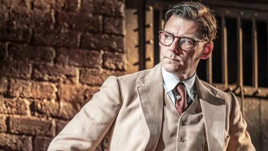 A promotional photo of actor Richard Coyle, in costume as Atticus Finch.